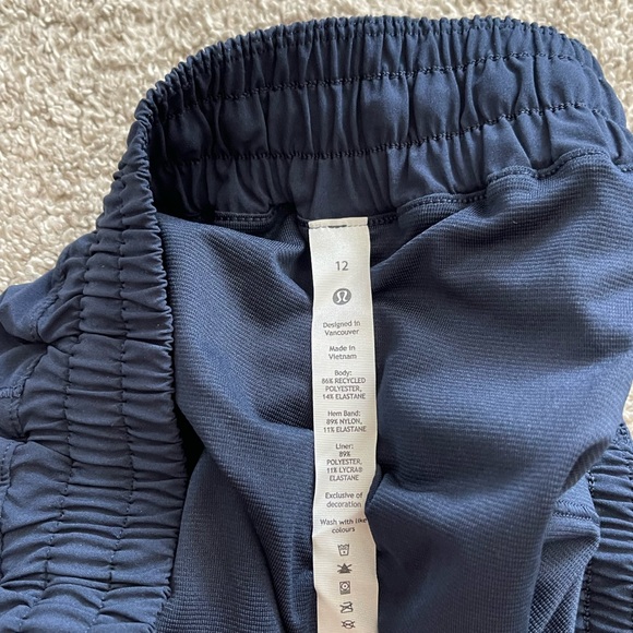 Lululemon Hotty Hot Short, True Navy, Size 12, 2.5” inseam, lined, low rise - Picture 4 of 6